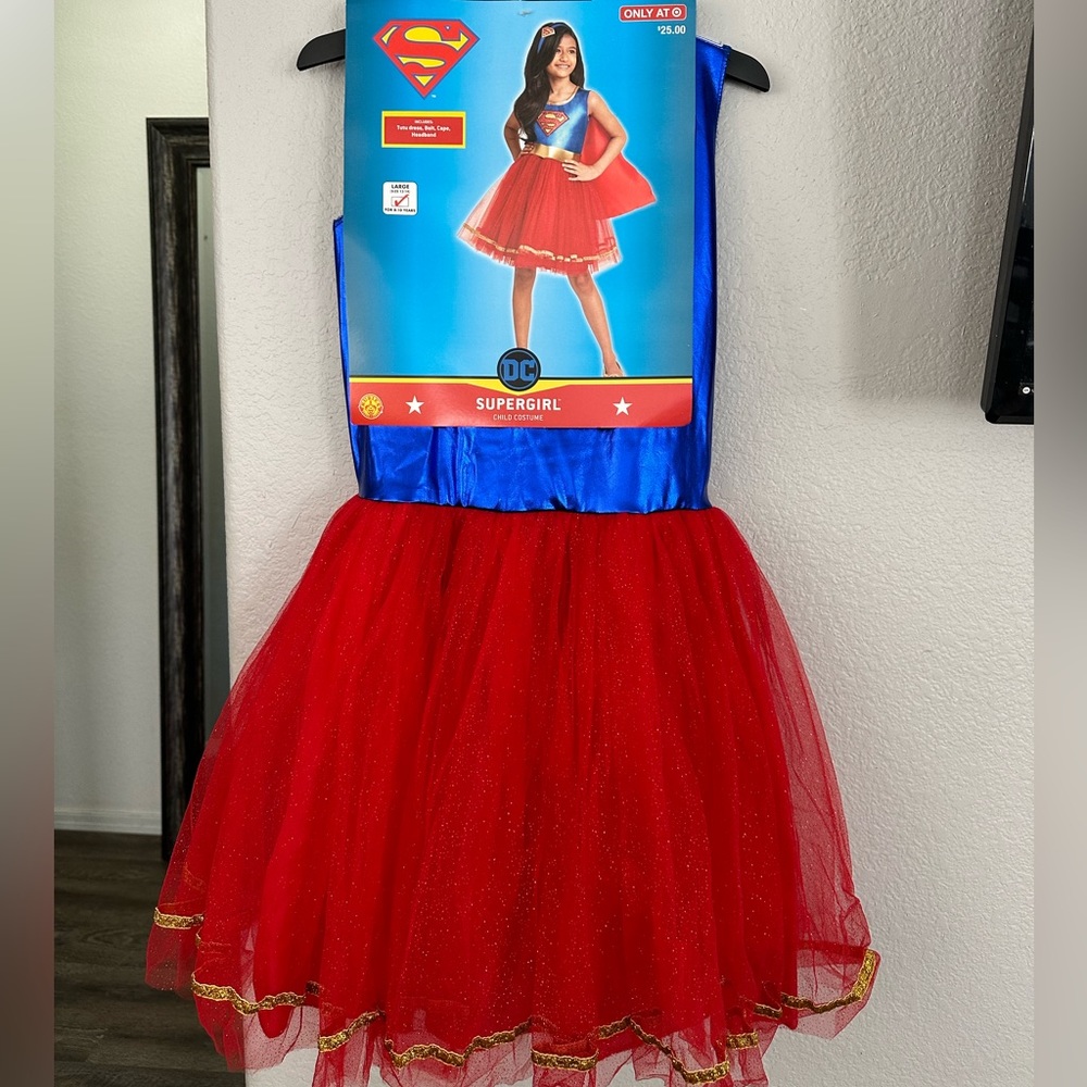 Supergirl Costume 10/12